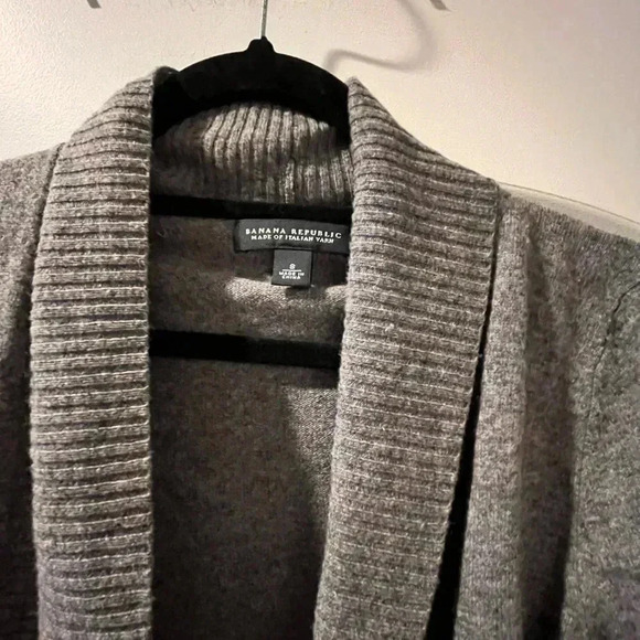 Banana Republic Cardigan - Small - Picture 3 of 8
